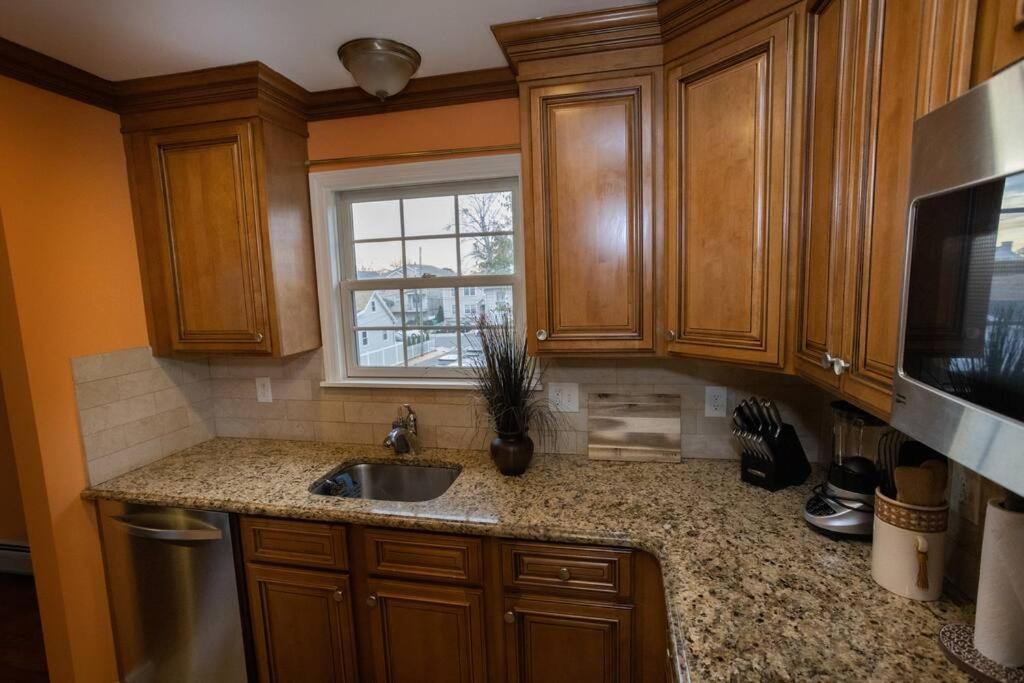 Family 3-Bedroom Home Elizabeth Bagian luar foto
